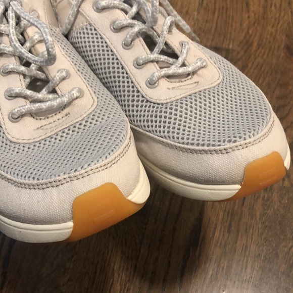 TOMS Women's Arroyo women sneakers gray and baby blue size 8.5 - Picture 8 of 11